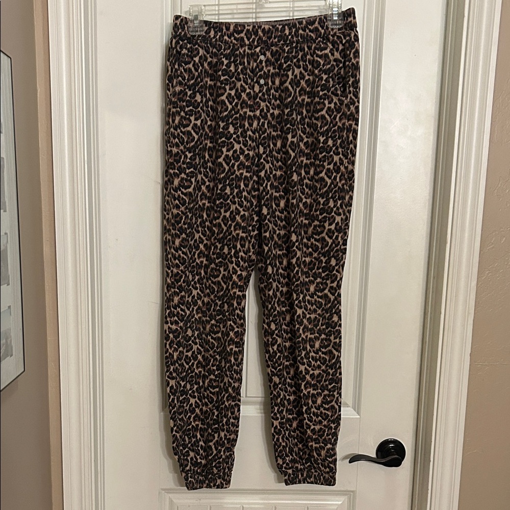 Aerie S Leopard Print Joggers with pockets